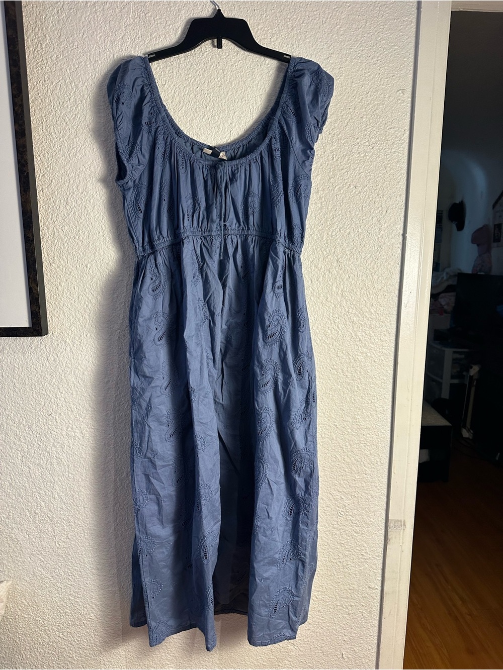 Universal Thread Dusty Blue Eyelet Midi Dress wrinkly